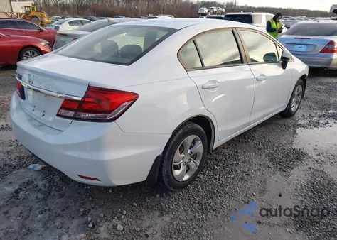 2015 Honda Civic Lx z USA, uszkodzony, nr VIN 19XFB2F54FE111024